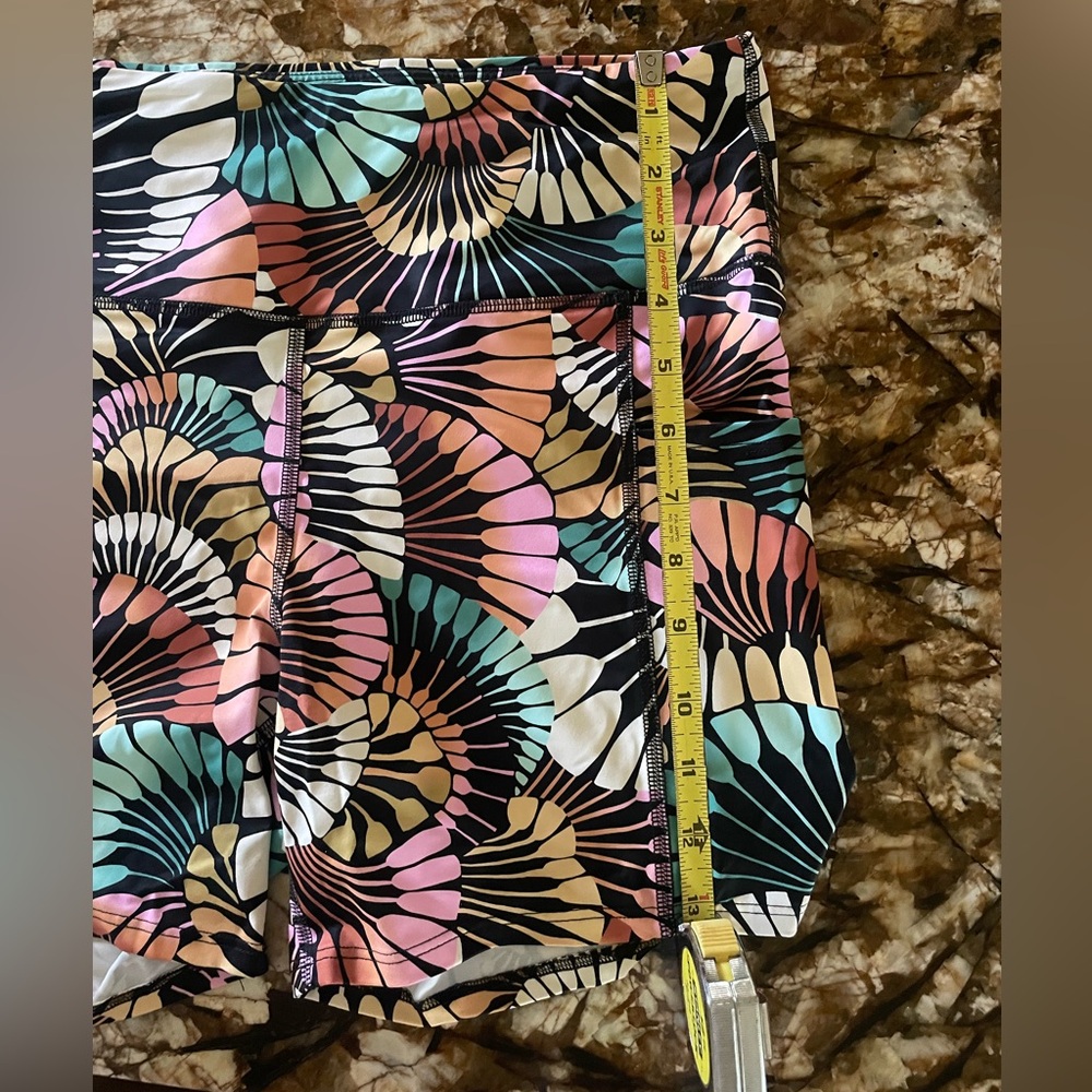 Colorful Patterned Two-Piece Workout Set From Bil… - image 7